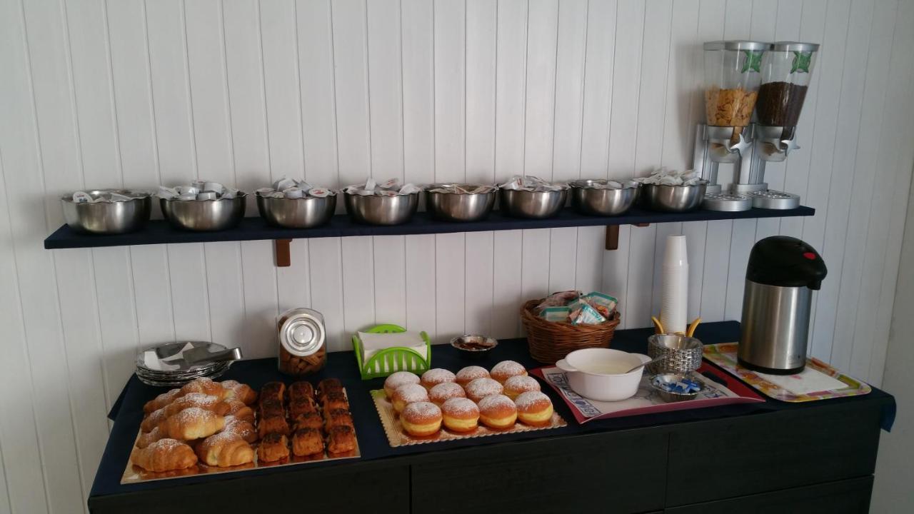 Fiorina Bed&Breakfast - Colazione Fino A Mezzogiorno - Beach Village Gratuito - Aquafan25 Oltremare20 Ριτσόνε Εξωτερικό φωτογραφία